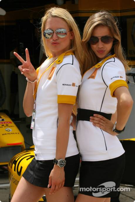 http://formula1.files.wordpress.com/2010/07/season2010_race10_babes_3.jpg?w=584